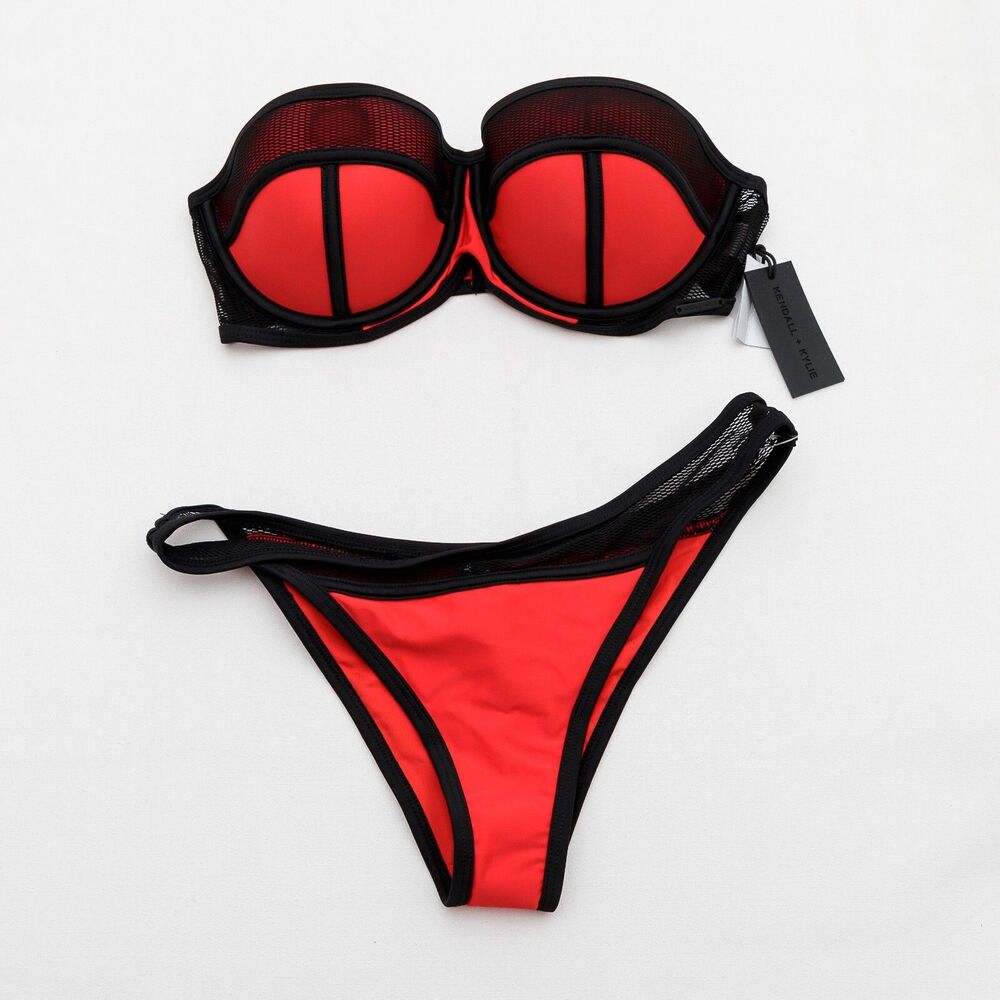 Kendall + Kylie Lingerie Set Womens Medium Red Black Mesh Underwire‎ KKSA10031T